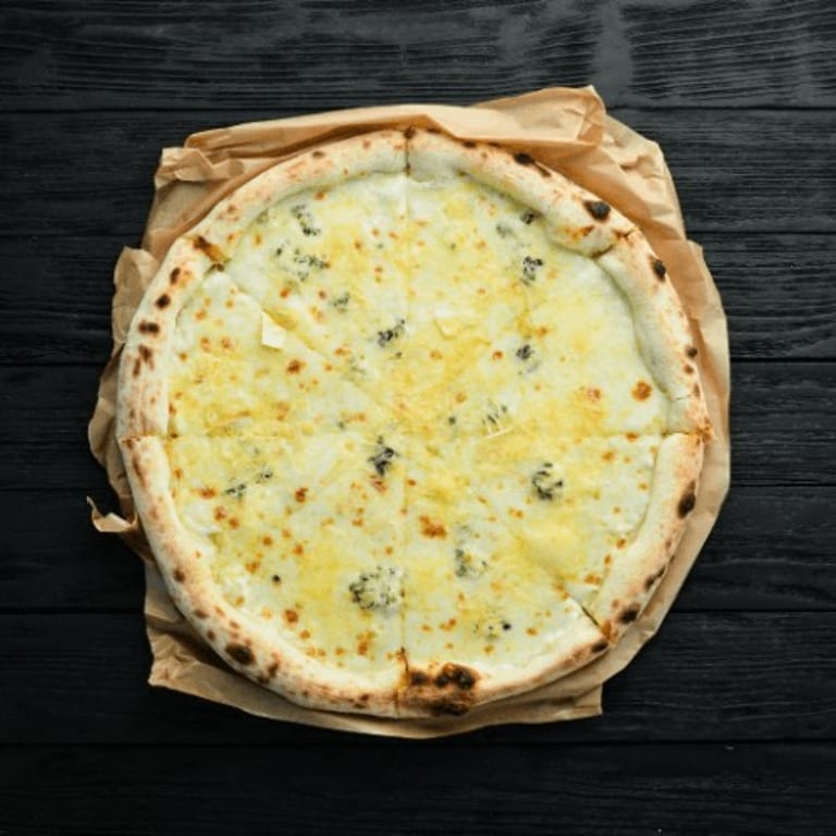 Delicious Cheese Pizza