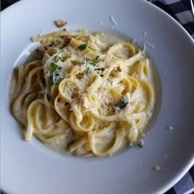 Fettuccine Alfredo.