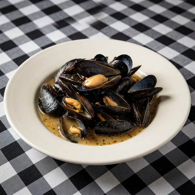 Steamed Mussels.